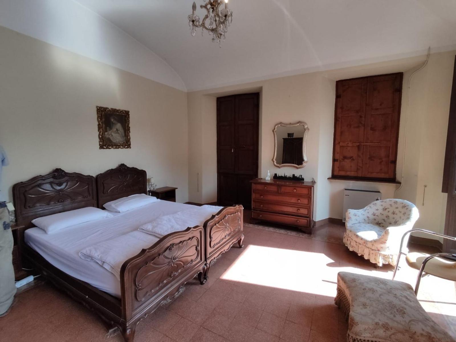 לינה וארוחת בוקר Casa Valduggia מראה חיצוני תמונה